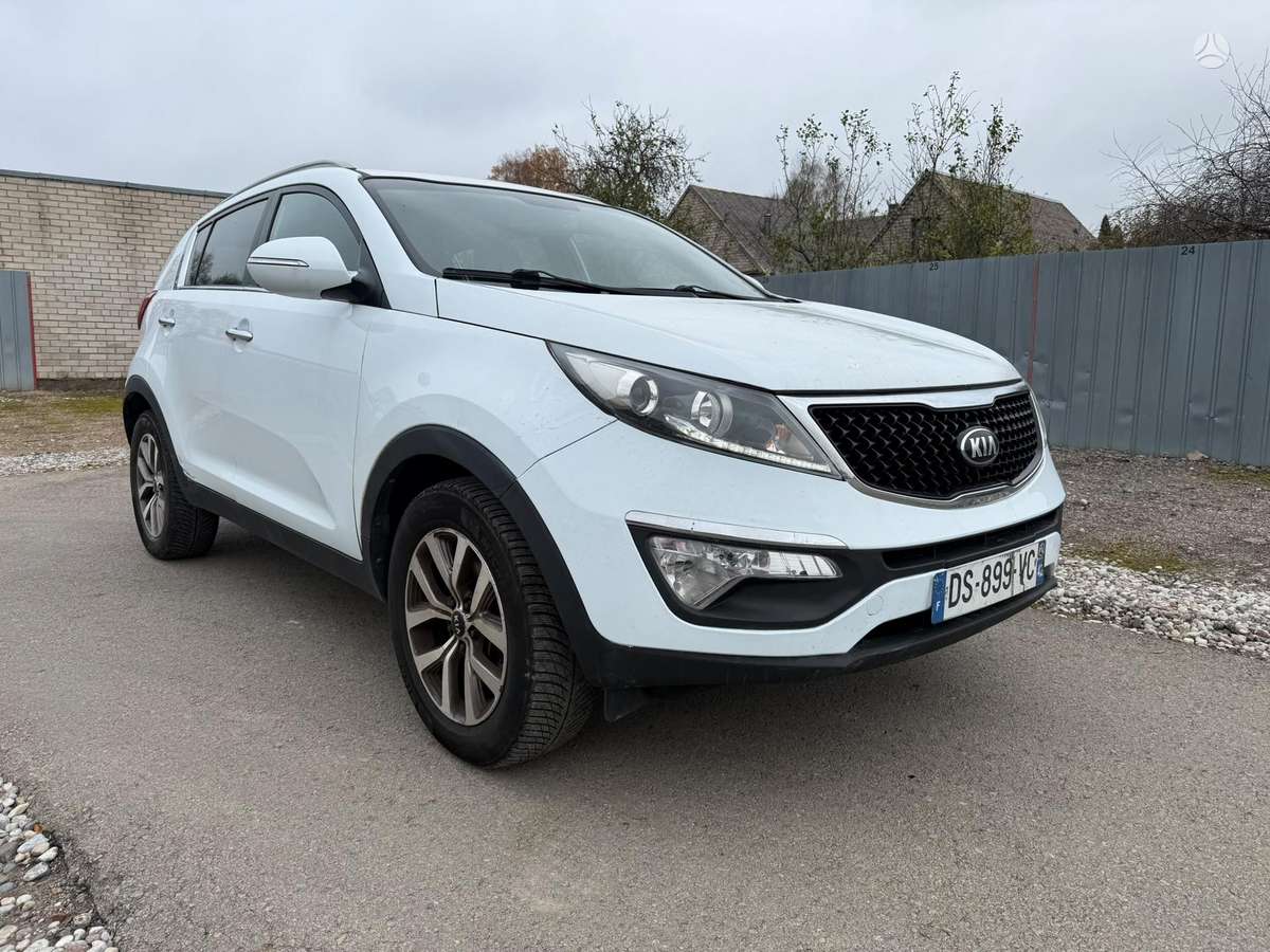 Kia Sportage 2015 — салон