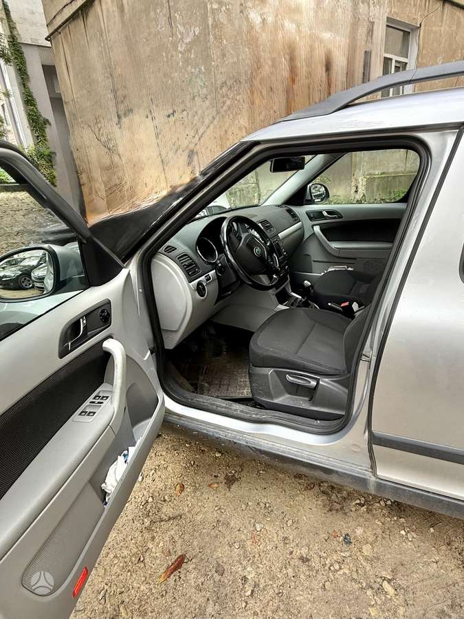 Skoda Yeti 2009 — photo 7