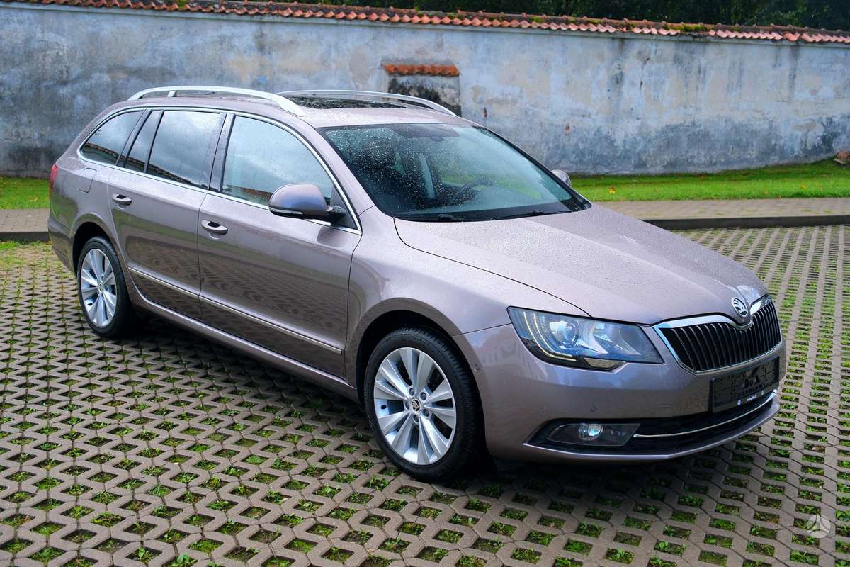 Skoda Superb 2014 — фото 12