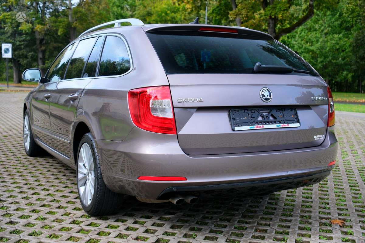 Skoda Superb 2014 — фото 13
