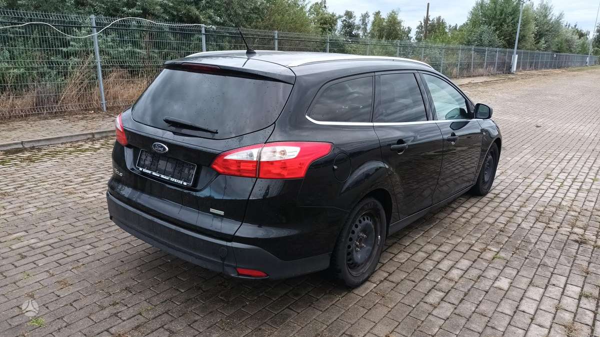 Ford Focus 2014 — engine 998 cm³, 125 HP (92kW)