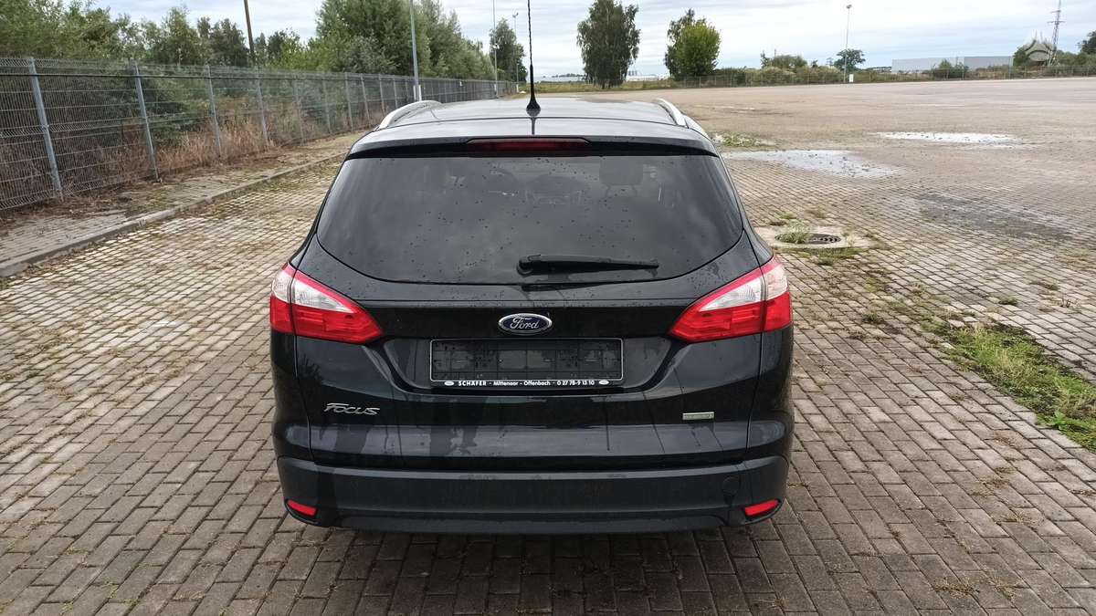 Ford Focus 2014 — photo 5