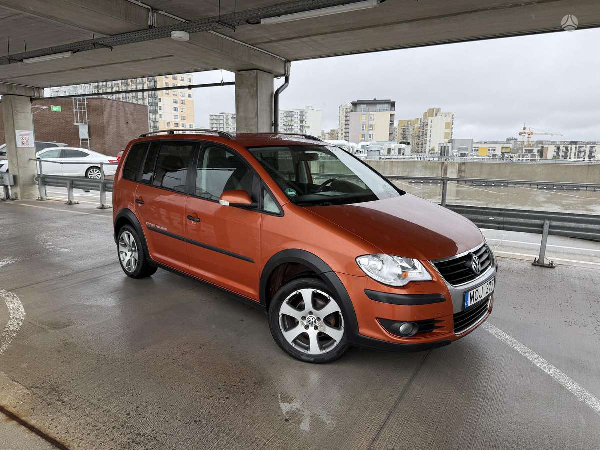 Volkswagen Touran 2008 — photo 6