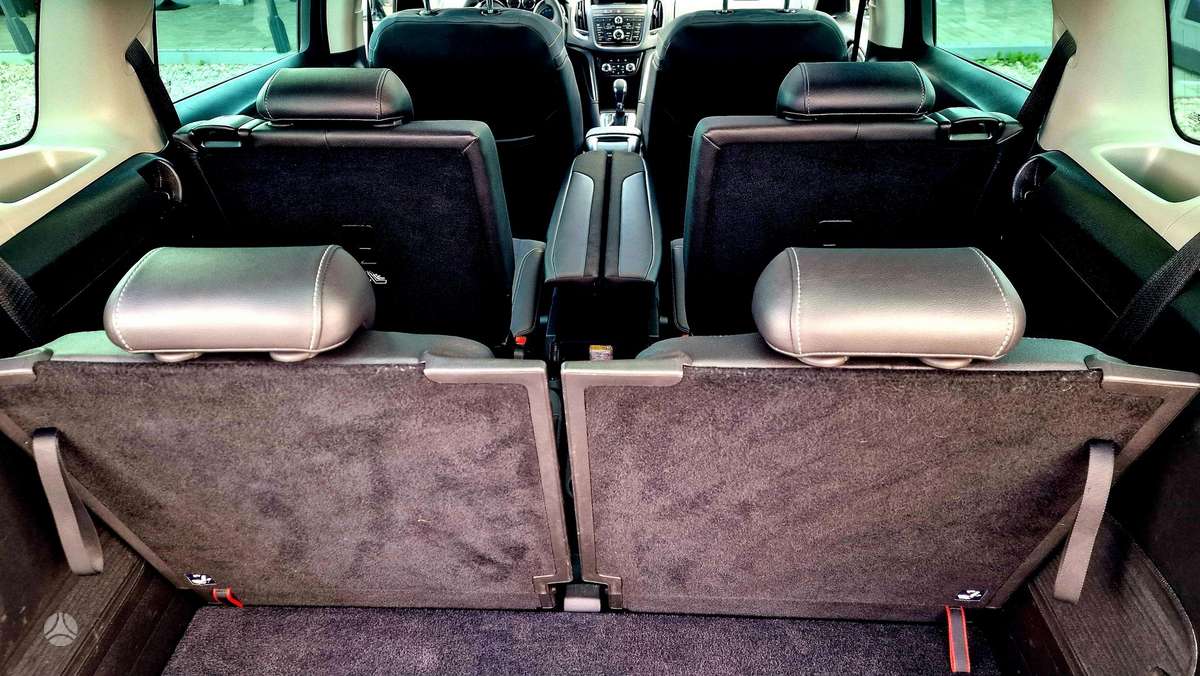 Opel Zafira 2013 — photo 20