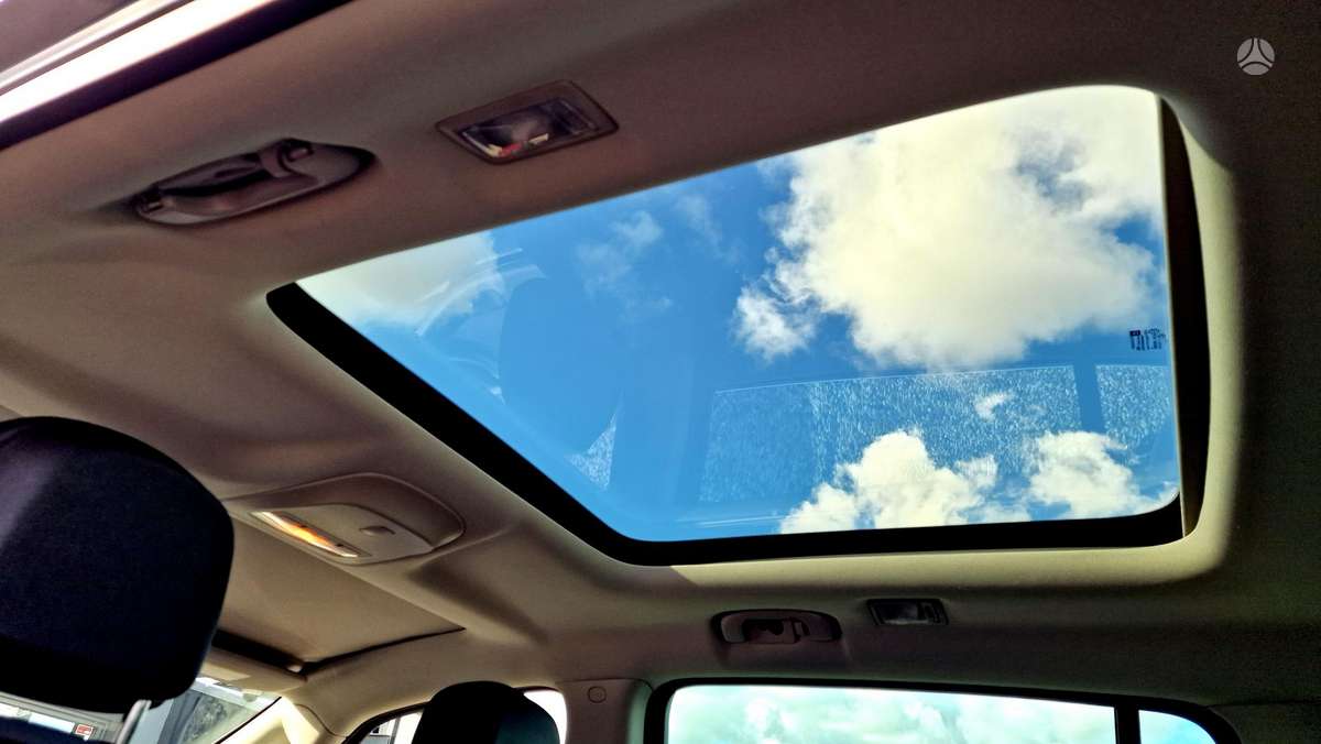 Opel Zafira 2013 — photo 24
