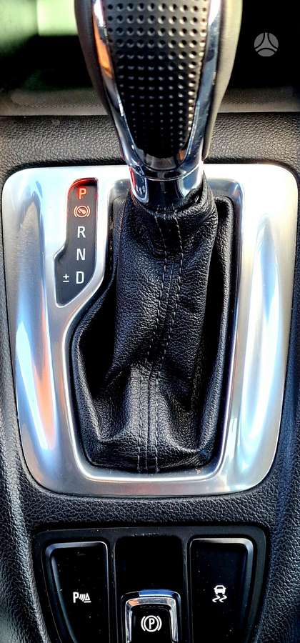 Opel Zafira 2013 — photo 28