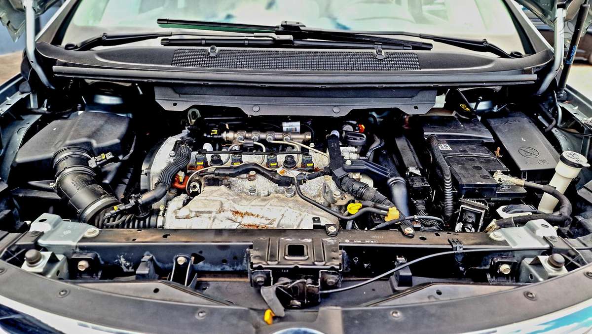 Opel Zafira 2013 — photo 34
