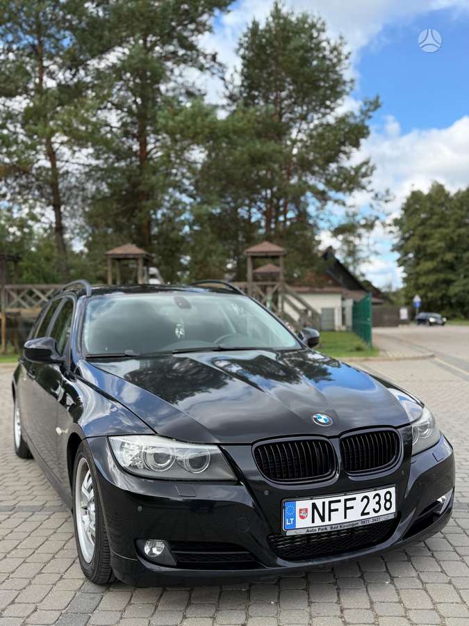 BMW 320 2009 — photo 7