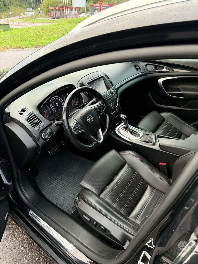 Opel Insignia 2014 — photo 14