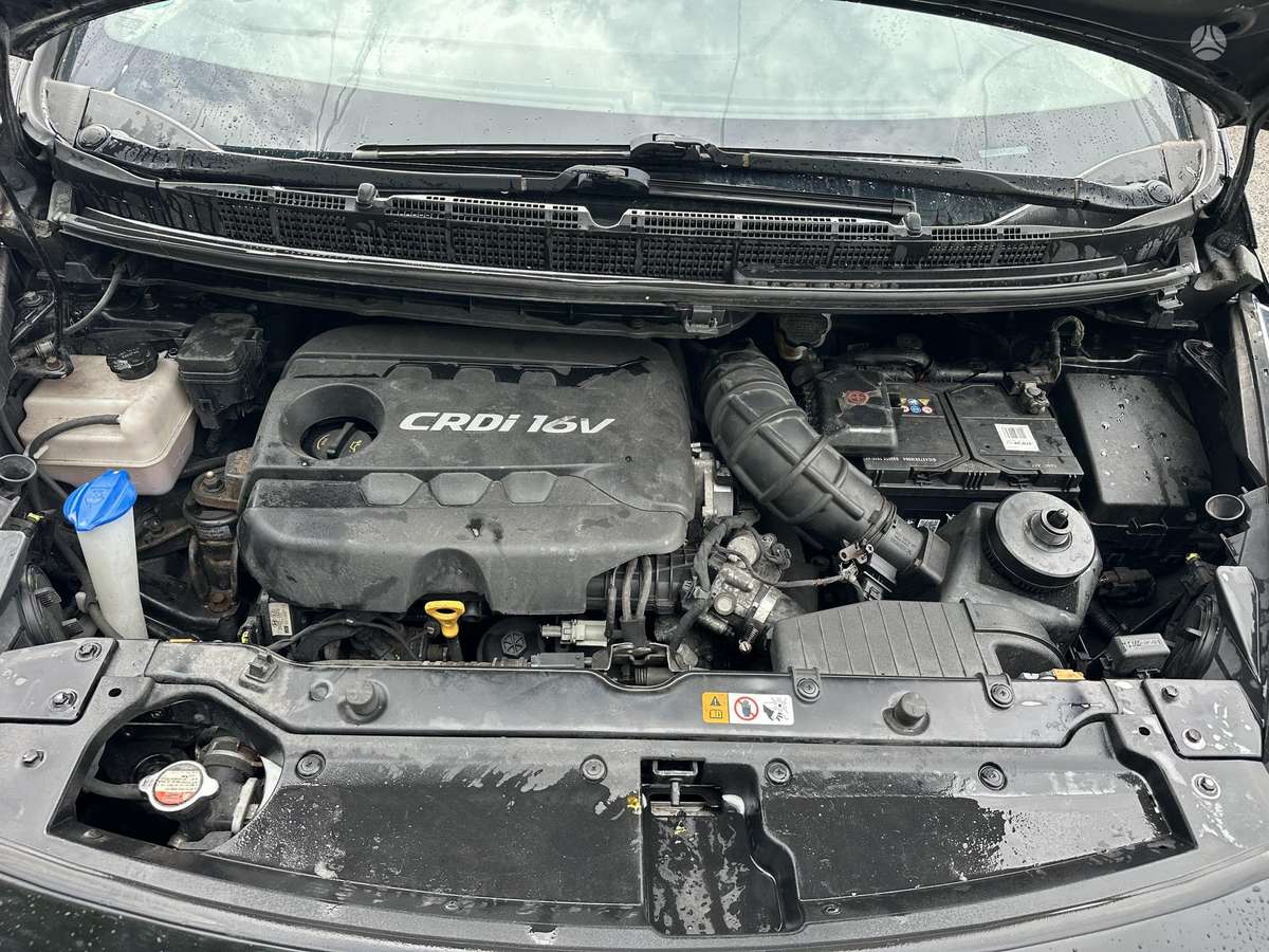 Kia Carens 2014 — photo 12