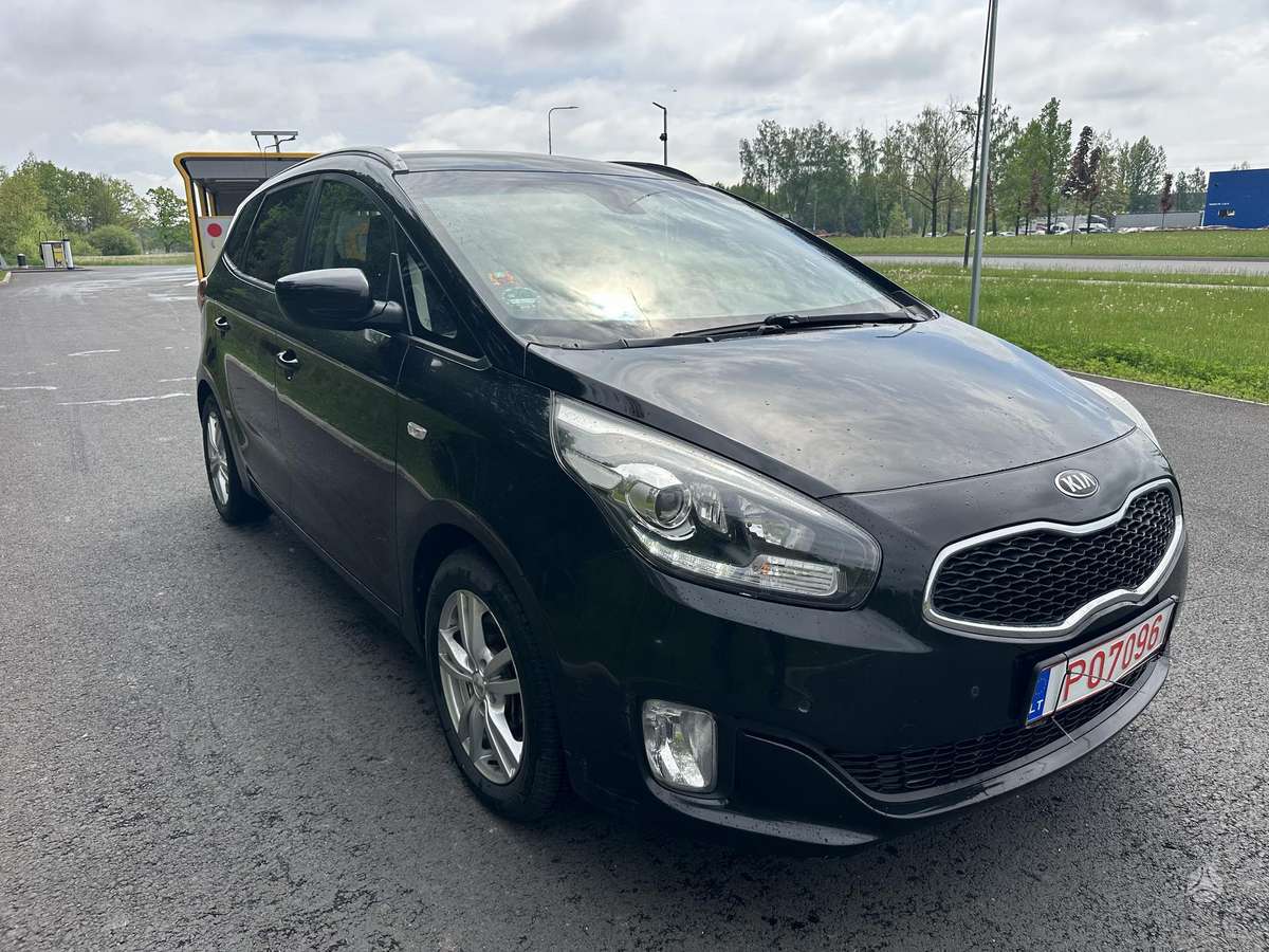 Kia Carens 2014 — engine 1685 cm³, 136 HP (100kW)