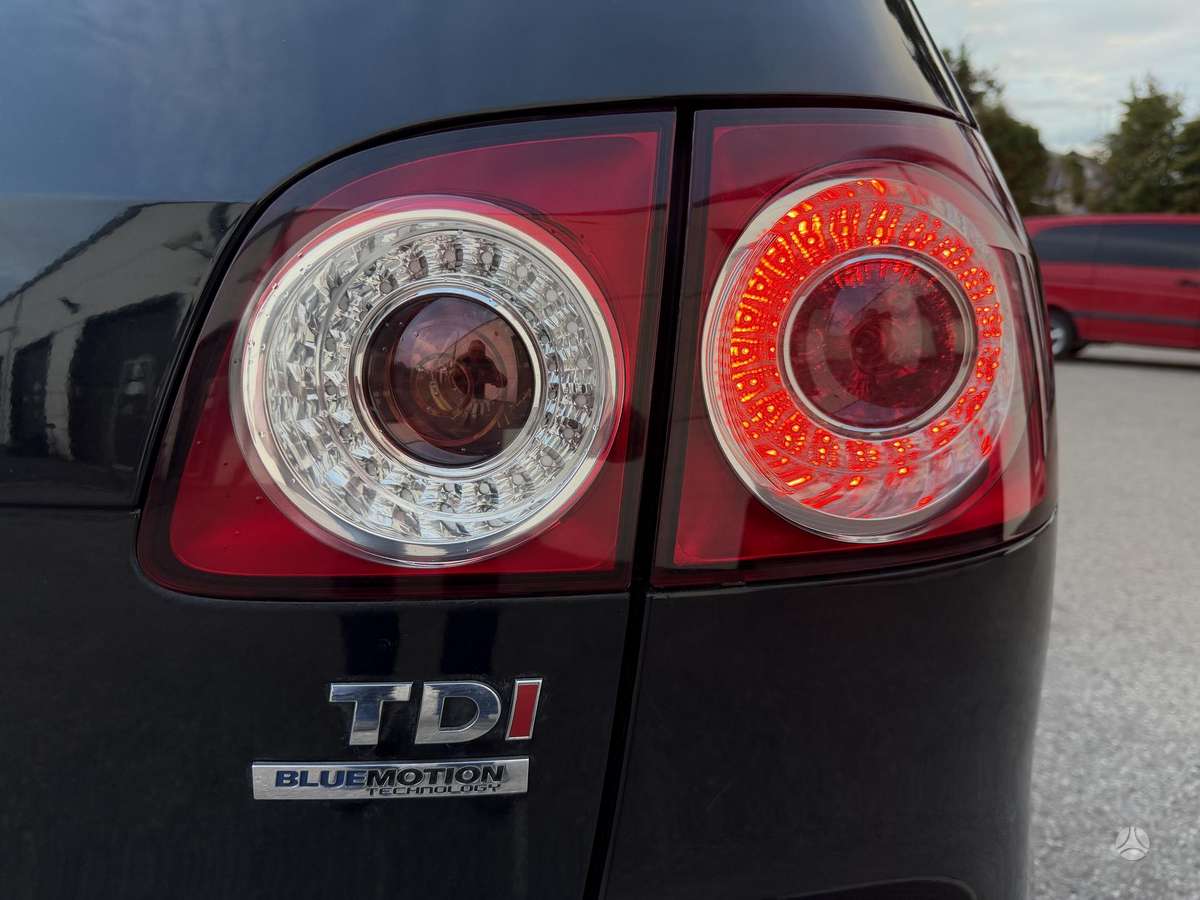 Volkswagen Golf 2012 — photo 14