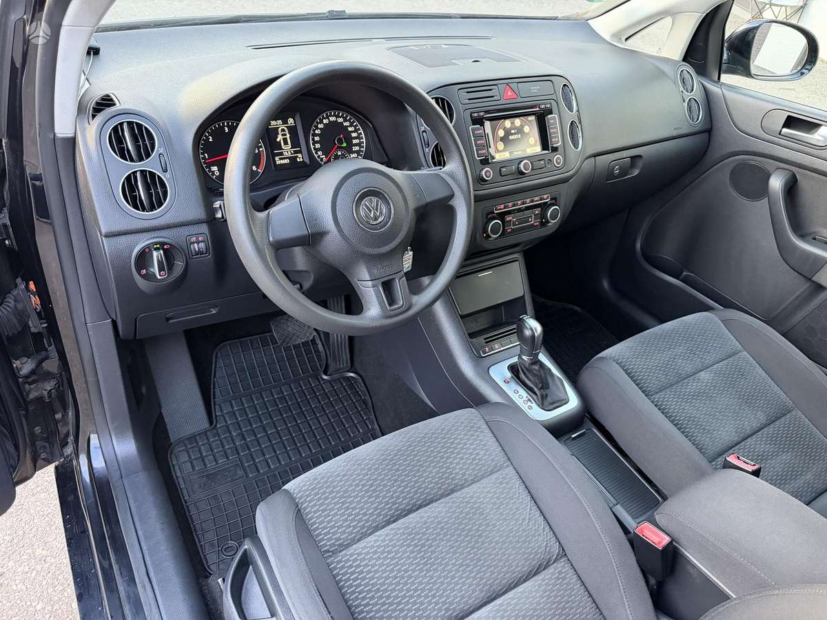 Volkswagen Golf 2012 — photo 23