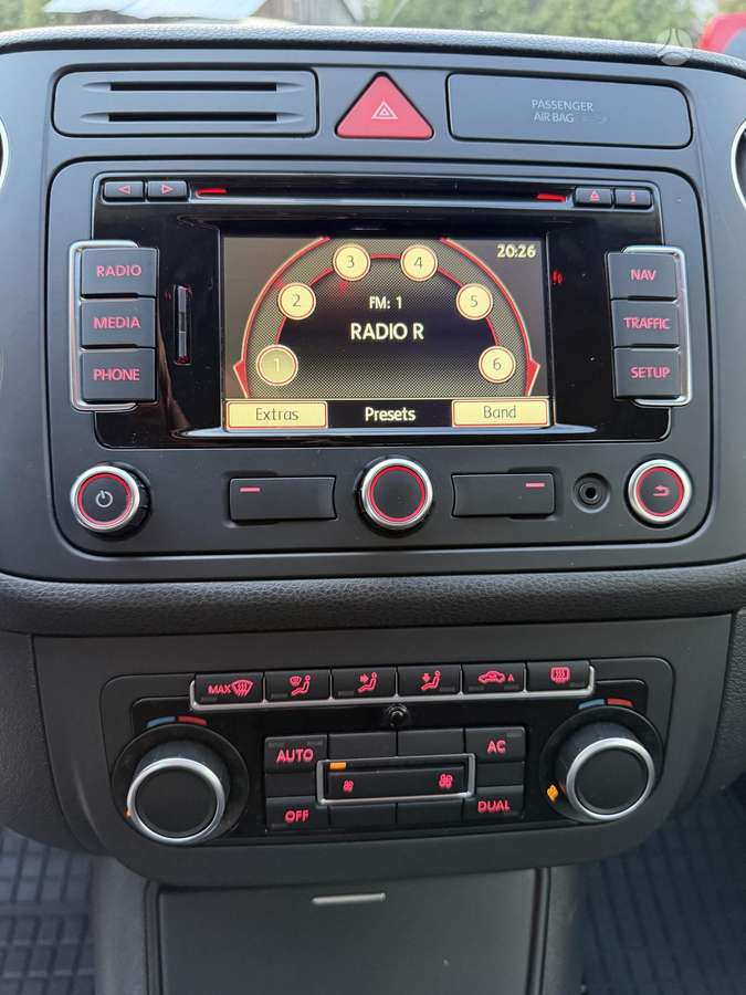 Volkswagen Golf 2012 — photo 33