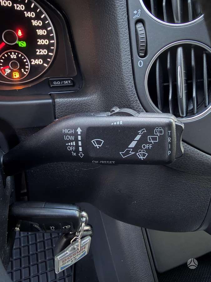 Volkswagen Golf 2012 — photo 37