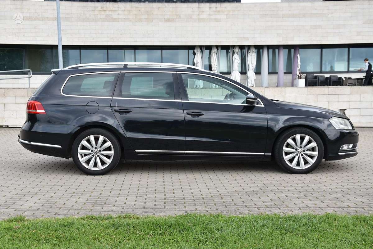 Volkswagen Passat 2012 — photo 7