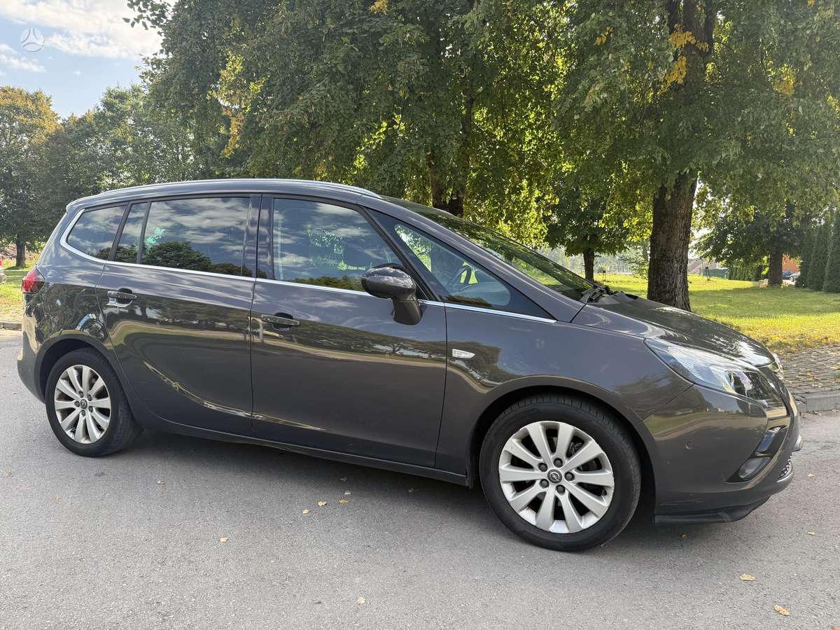 Opel Zafira, 2013