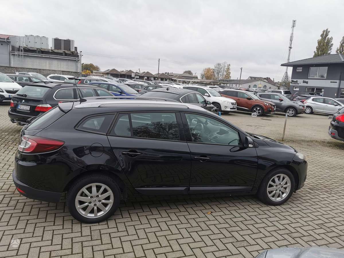Renault Megane 2012 — photo 9