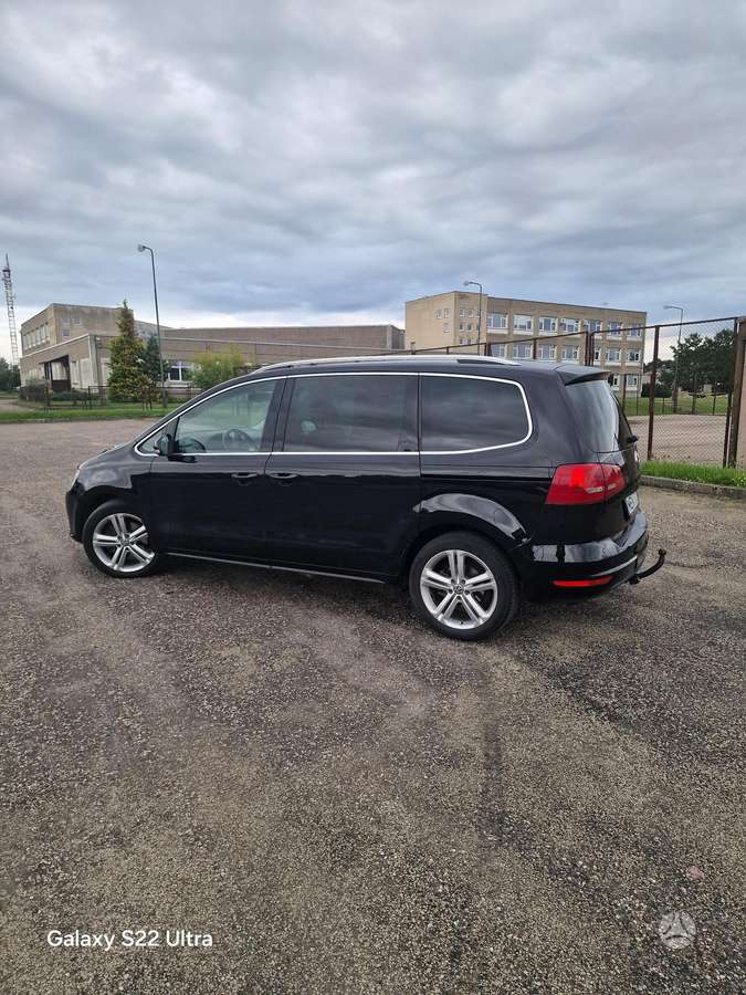 Volkswagen Sharan 2010 — engine 1968 cm³, 140 HP (103kW)