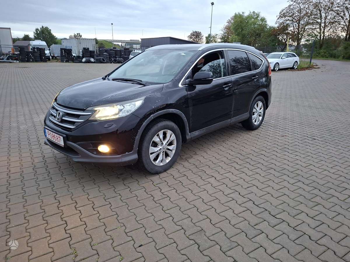 Honda CR-V 2012 — салон