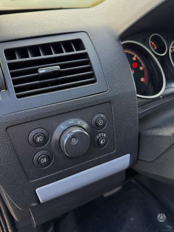 Opel Vectra 2008 — photo 14