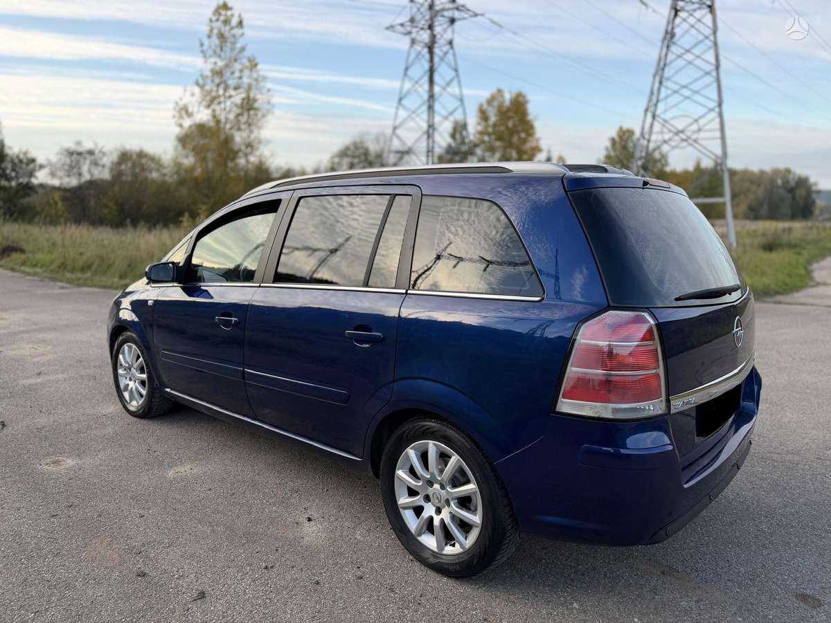 Opel Vectra 2008 — photo 6