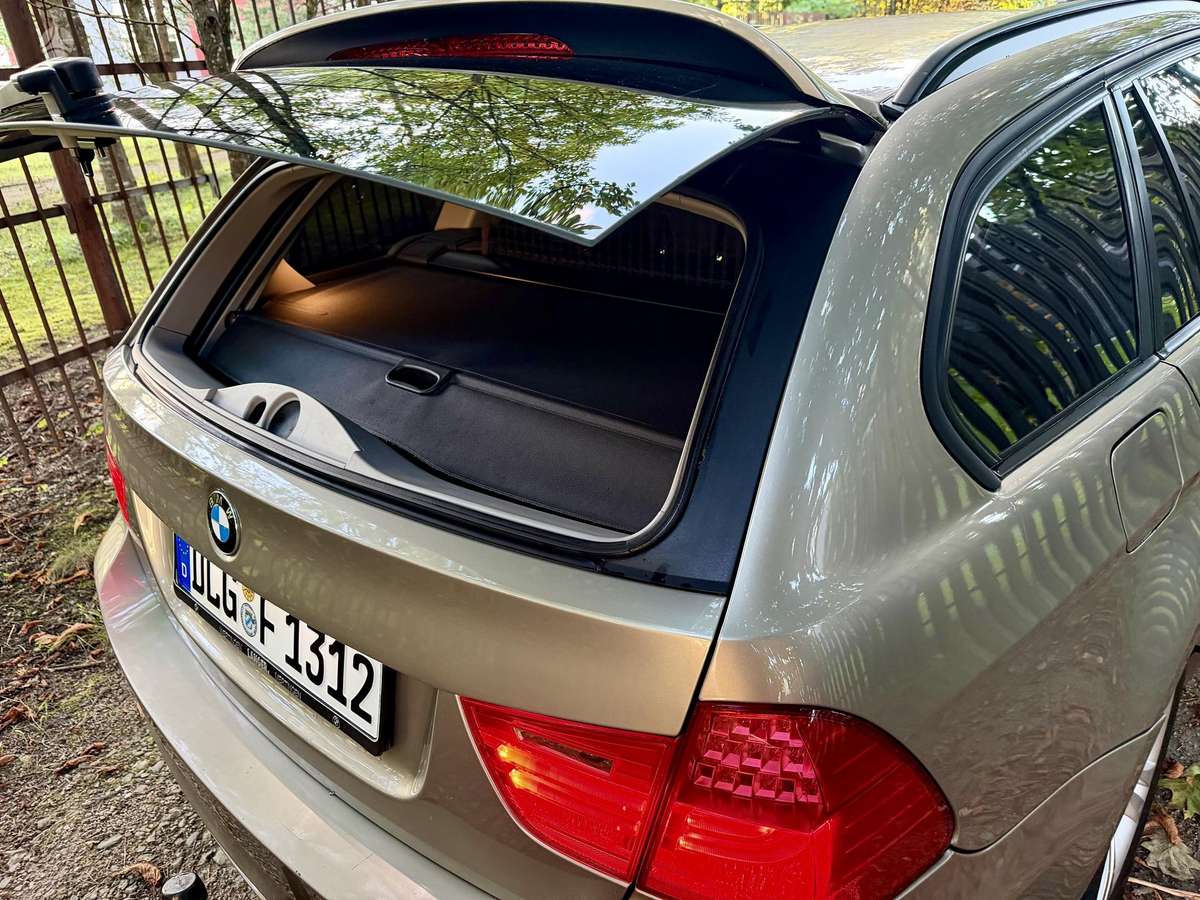 BMW 320 2012 — photo 5