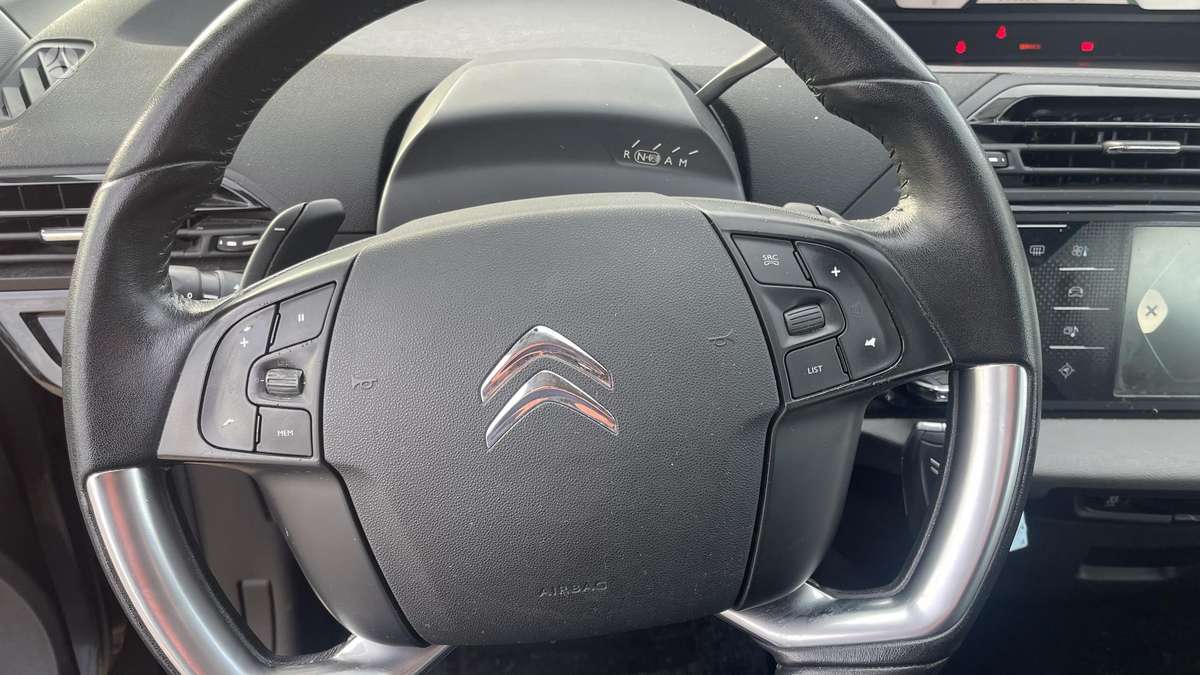 Citroen C4 2015 — фото 10