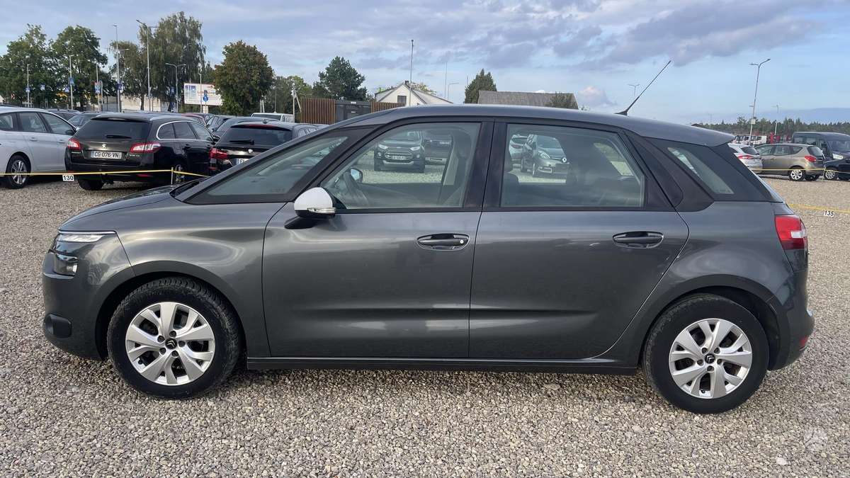 Citroen C4 2015 — двигун 1560 cm³, 92 HP (68kW)