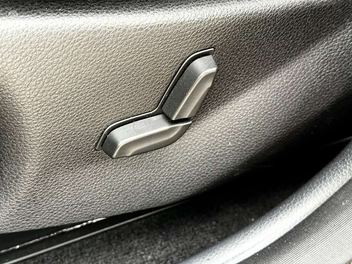 Mercedes-Benz GLK220 2011 — photo 24