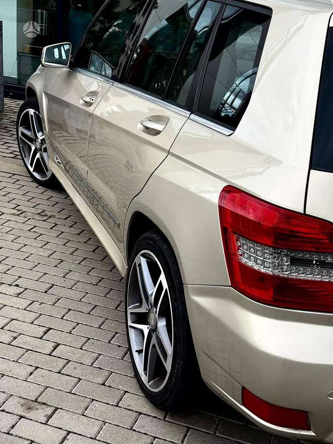 Mercedes-Benz GLK220 2011 — photo 8