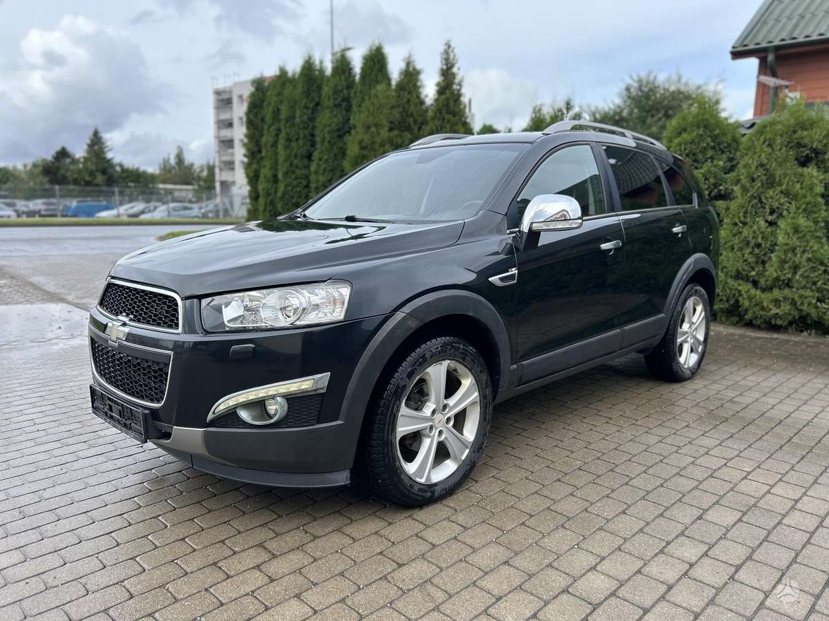 Chevrolet Captiva 2012 — двигун 2231 cm³, 184 HP (135kW)