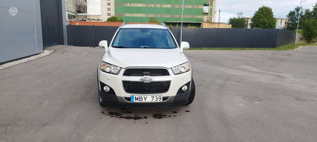 Chevrolet Captiva 2013 — вигляд ззаду