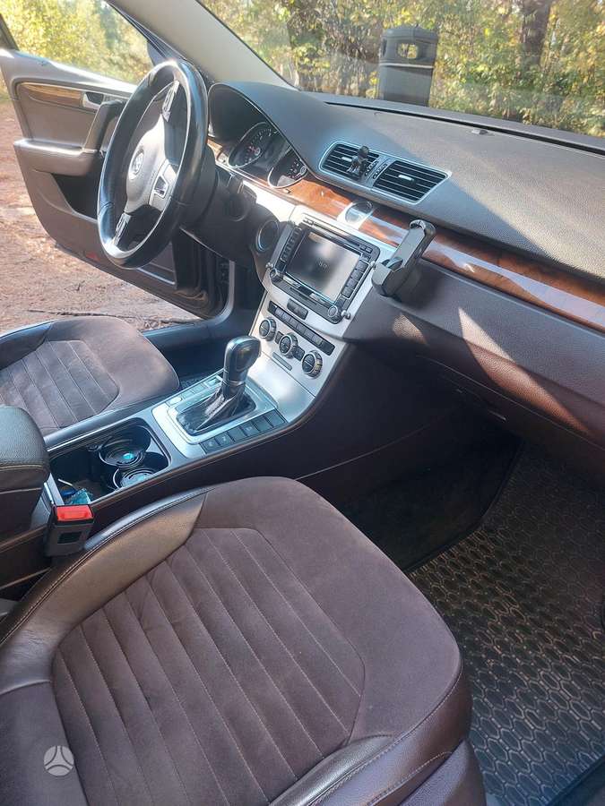 Volkswagen Passat 2014 — photo 15