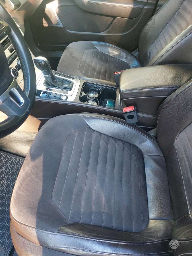 Volkswagen Passat 2014 — photo 18