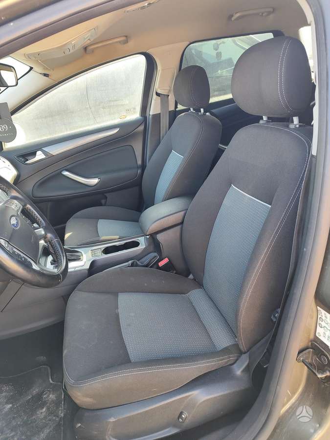 Ford Mondeo 2013 — photo 6