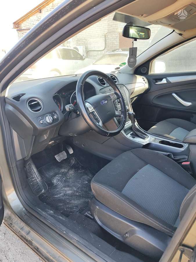 Ford Mondeo 2013 — photo 7