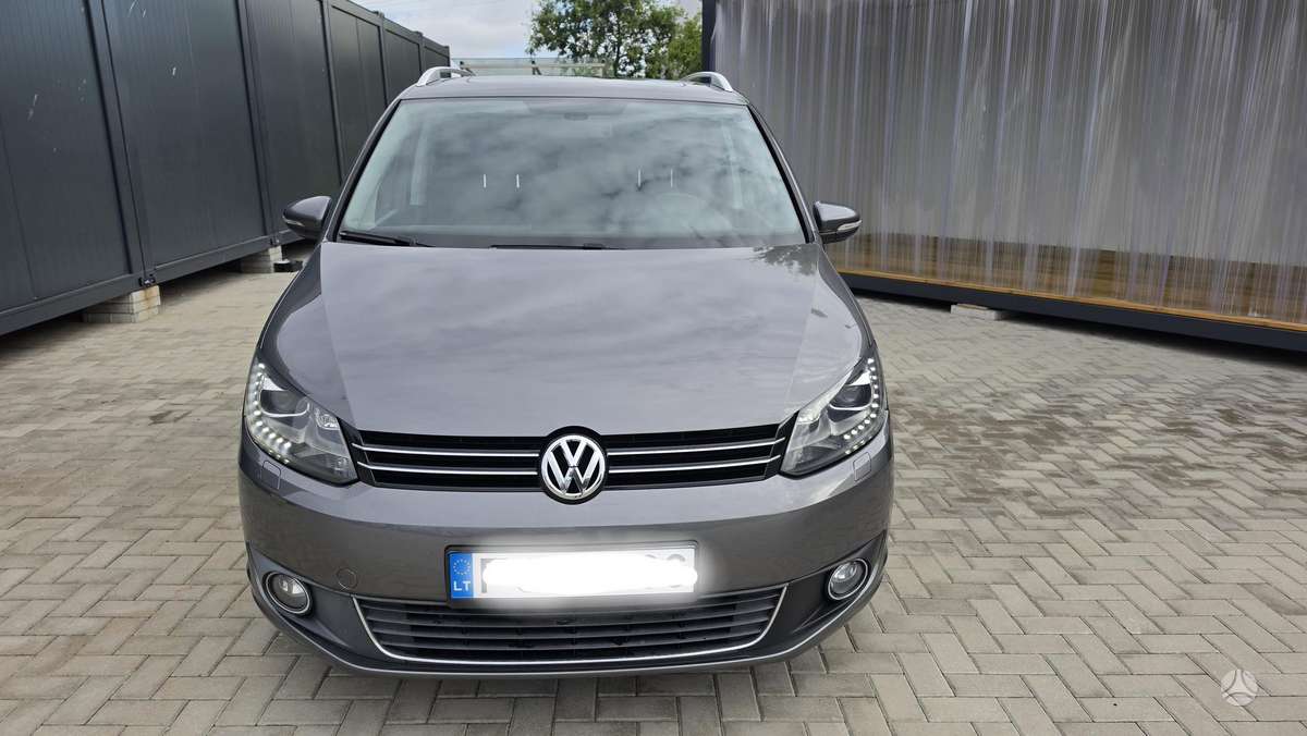 Volkswagen Touran 2011 — photo 5