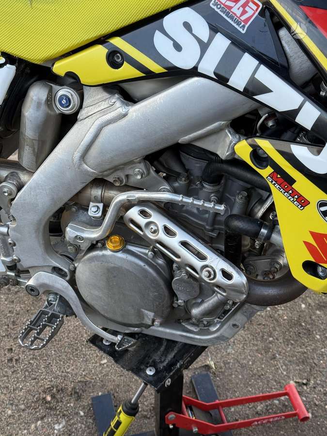 Suzuki RMZ 2012 — photo 8