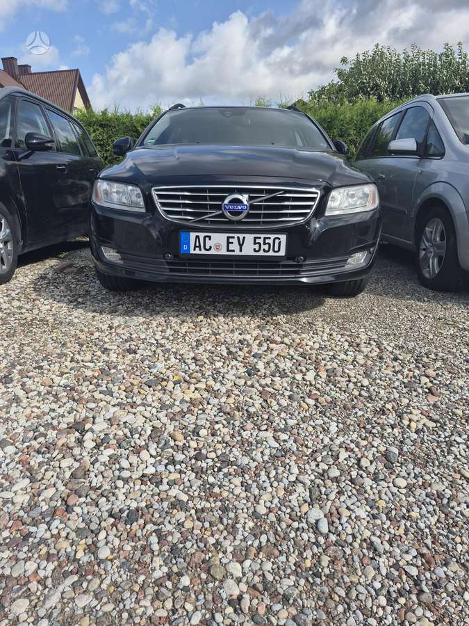 Volvo V70 2015 — photo 11