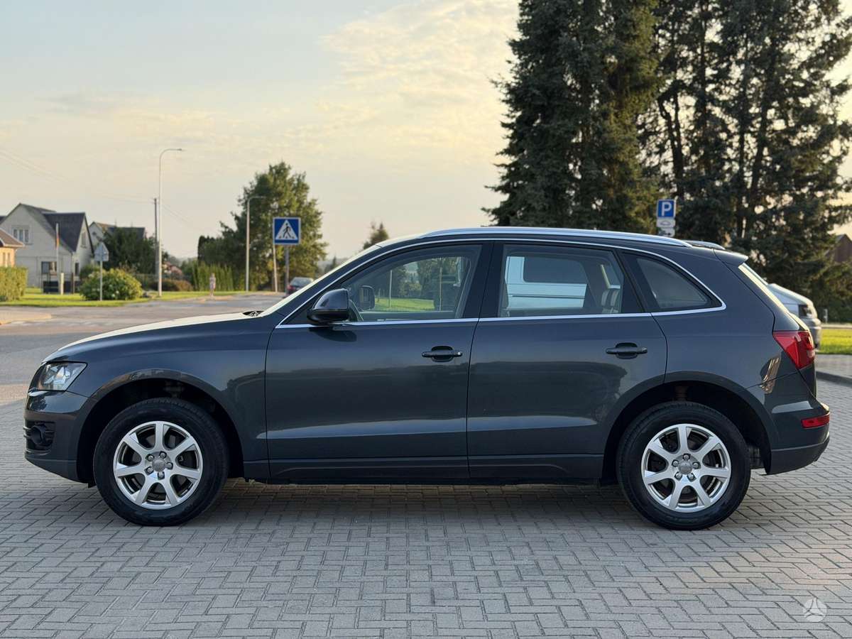 Audi Q5 2010 — photo 10