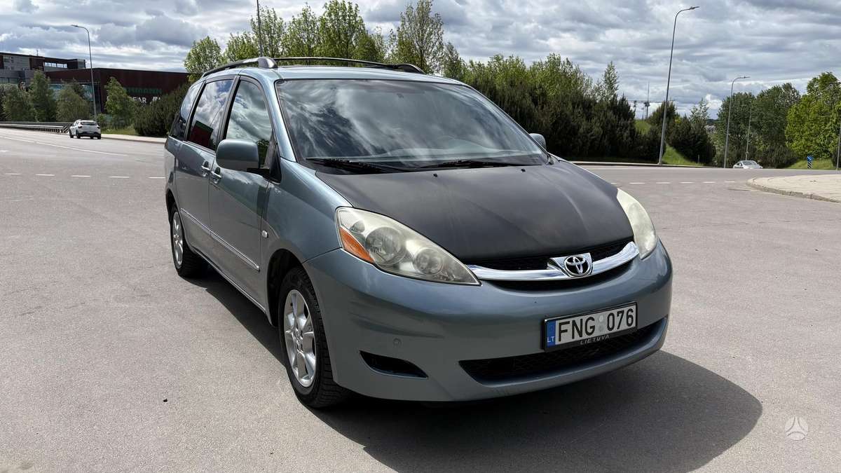 Toyota Sienna 2006 — авто для ЗСУ з Європи