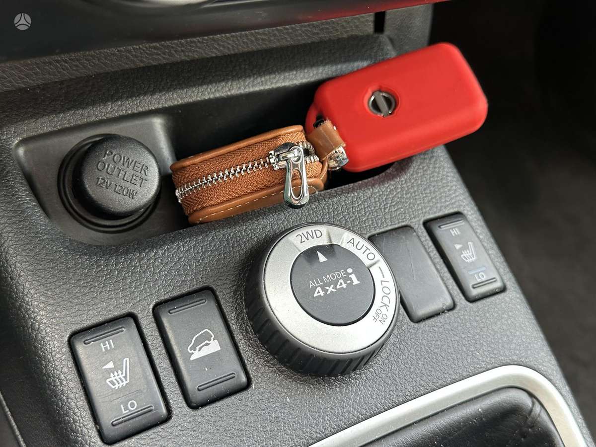 Nissan X-Trail 2009 — photo 13