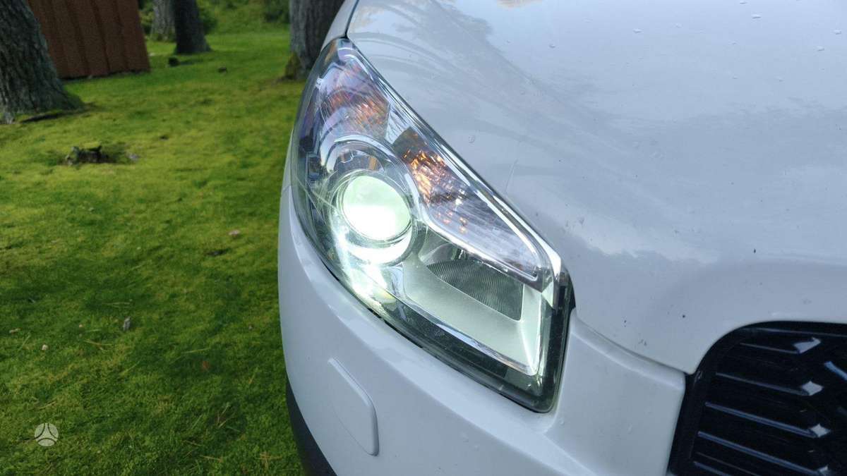 Nissan Qashqai 2011 — photo 17