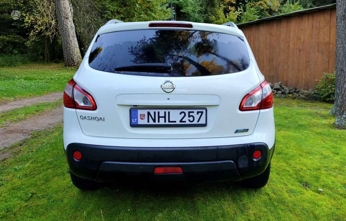 Nissan Qashqai 2011 — photo 7