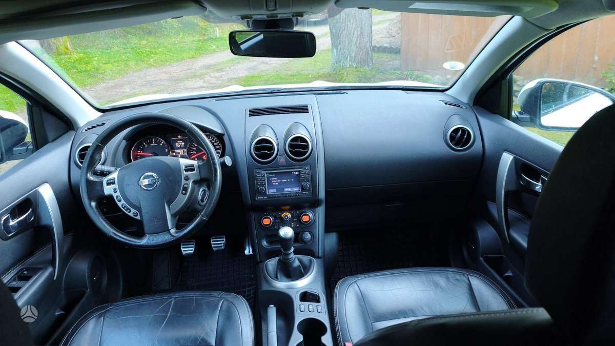 Nissan Qashqai 2011 — photo 8