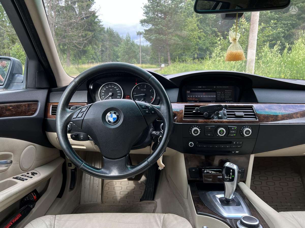 BMW 530 2008 — photo 10