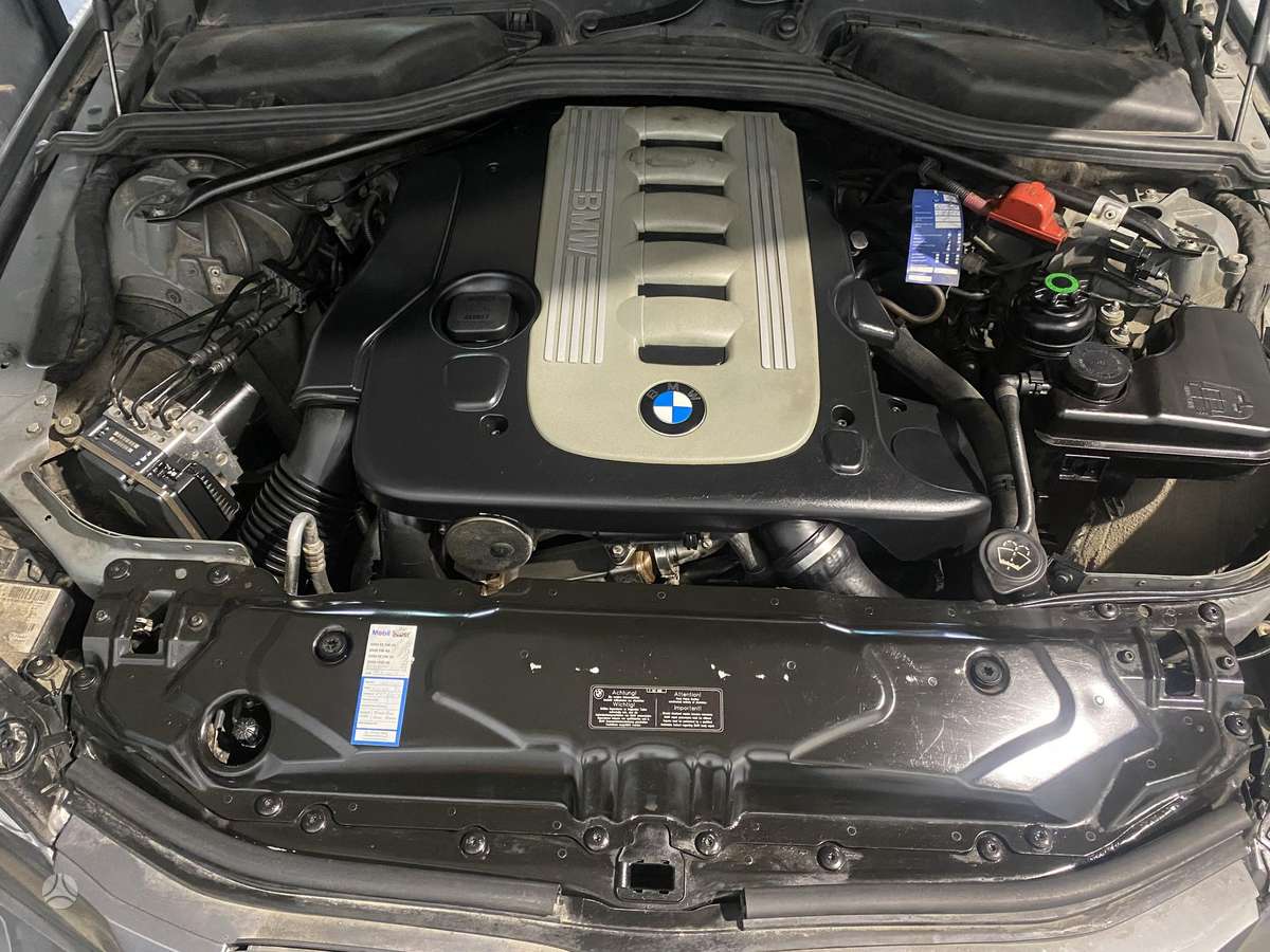 BMW 530 2008 — photo 13