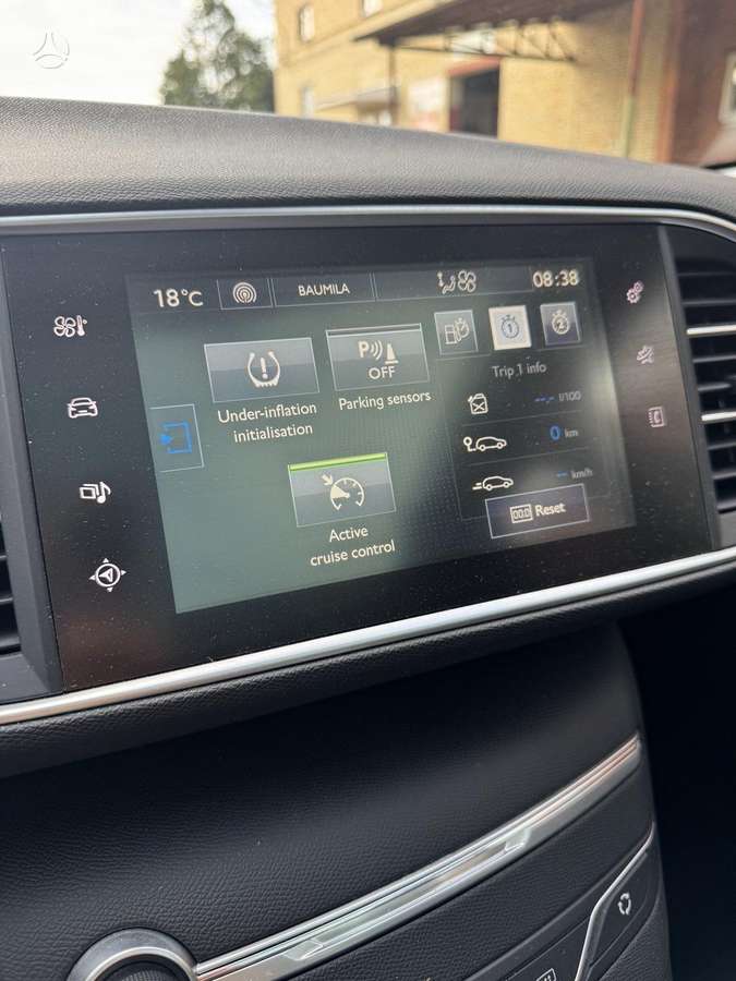 Peugeot 308 2015 — photo 14