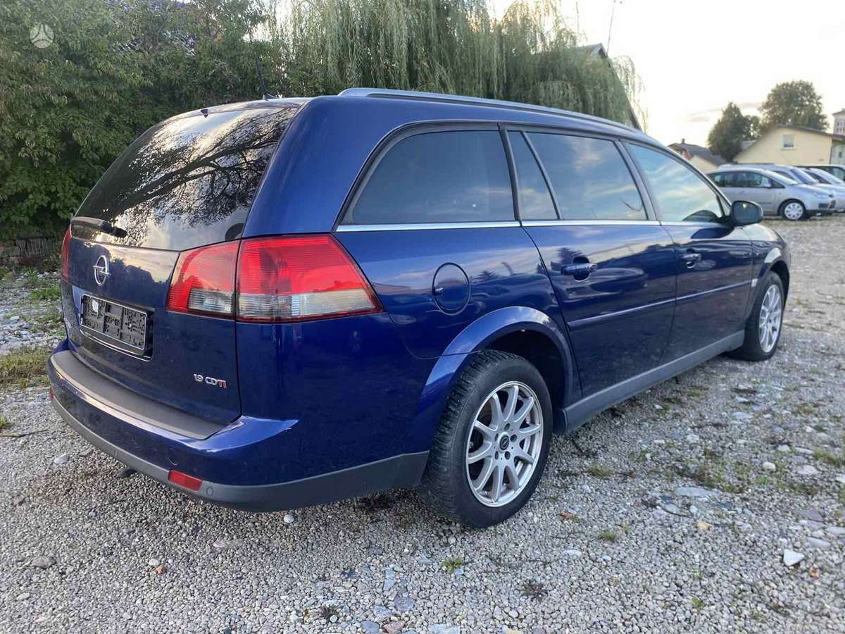 Opel Vectra 2008 — engine 1910 cm³, 150 HP (110kW)